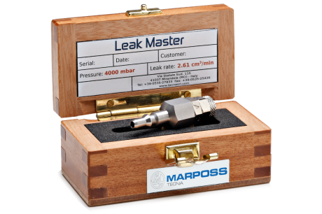 Calibrated leak master