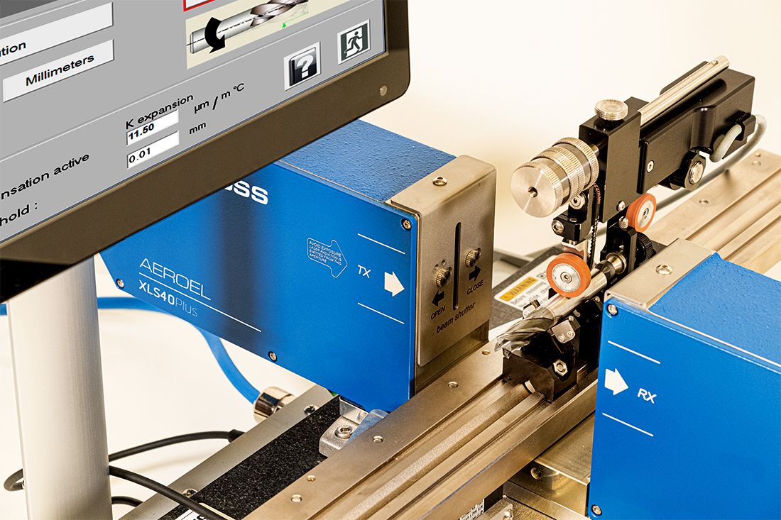 The Laser Micrometer to Check Full Carbide Tools and Blanks