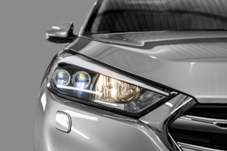 · Industria del automovilismo -- Iluminación del coche